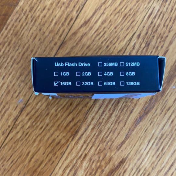 LAMBORGHINI flash drive 16 GB - Picture 2 of 8